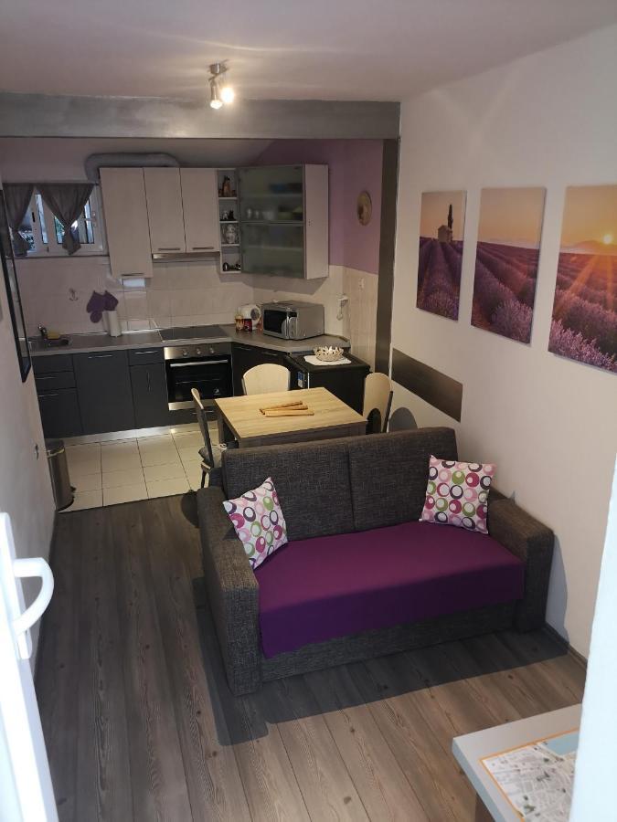 Gagi Apartment